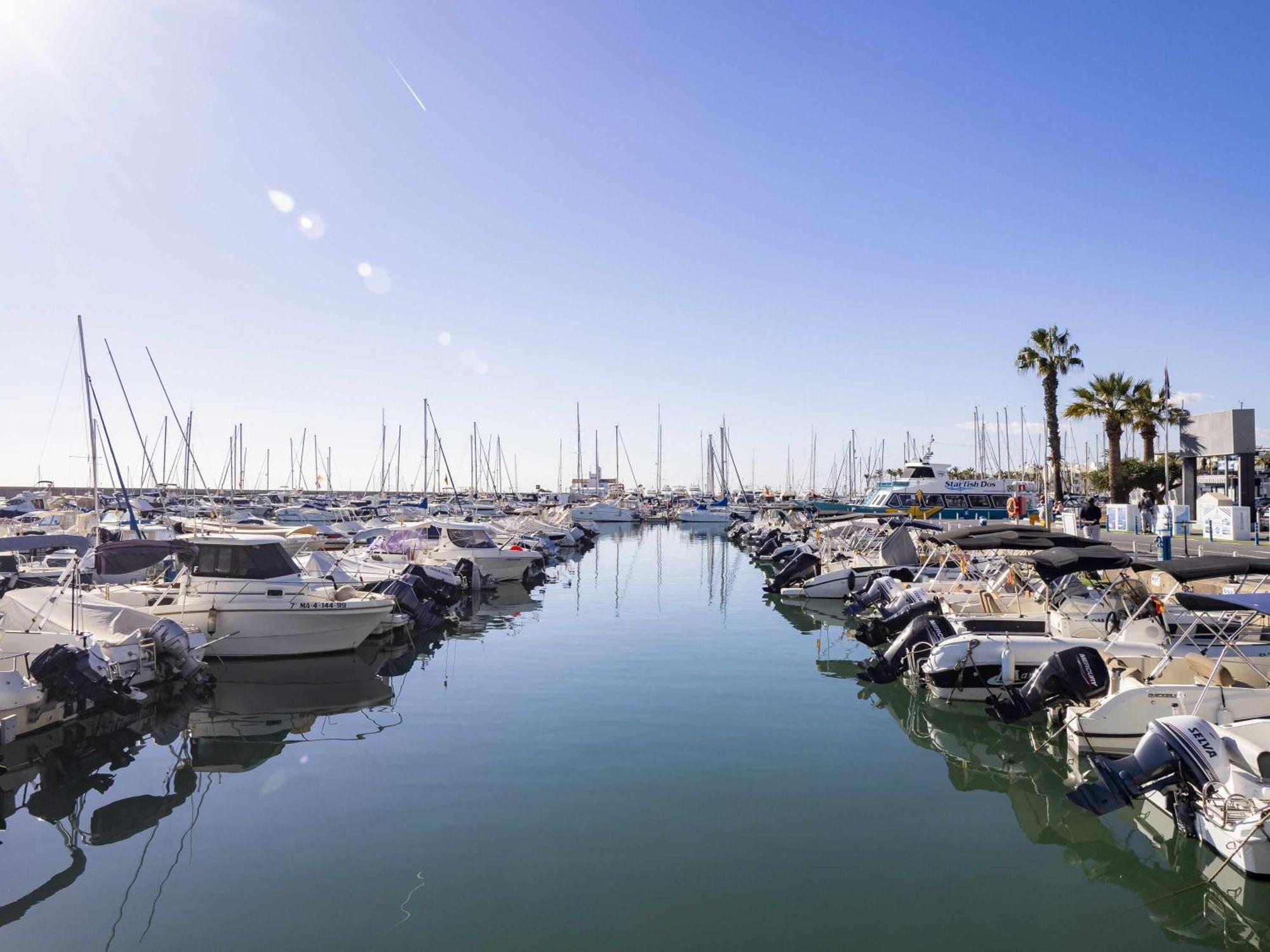 Mshome Puerto Marina Exclusive بينالماذينا المظهر الخارجي الصورة